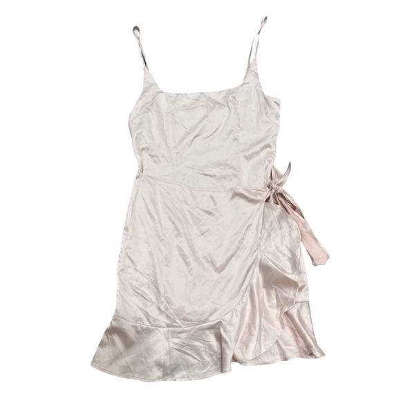 Princess Polly Cottage hill mini dress Cream / champagne Satin Size 4 - Picture 6 of 11